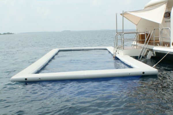 Jellyfish protection pool for superyachts